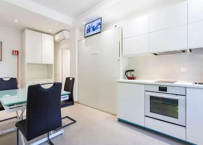 Casa Di Patrizia Apartment *